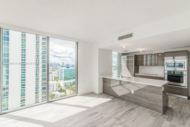 Photo - 460 NE 28th St Unit 2508