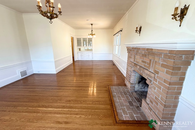 Photo - Spacious 3 Bedroom Home in Sign Hill Neighborhood in South San Francisco
