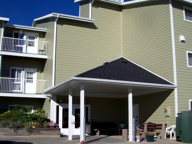 Photo - Maplewood Apartments & Townhomes