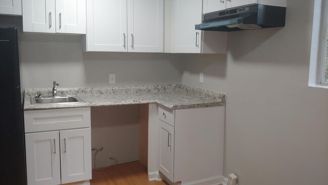 Photo - Waters Edge Apartments