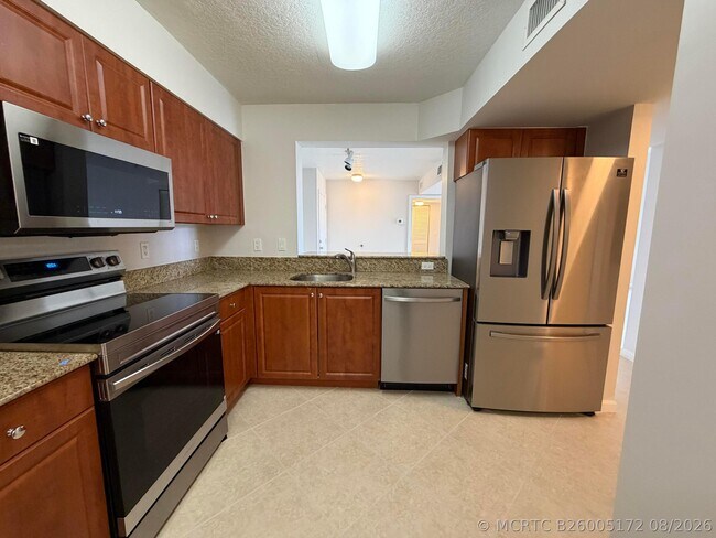 Photo - 519 E Sheridan St Unit 3072