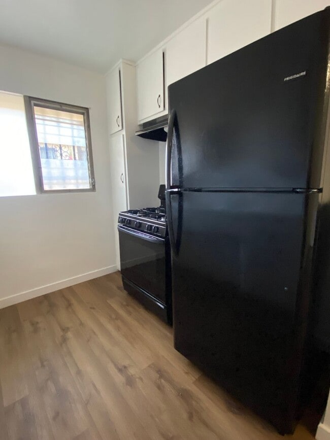 Photo - 629 Hayworth Ave Unidad 7