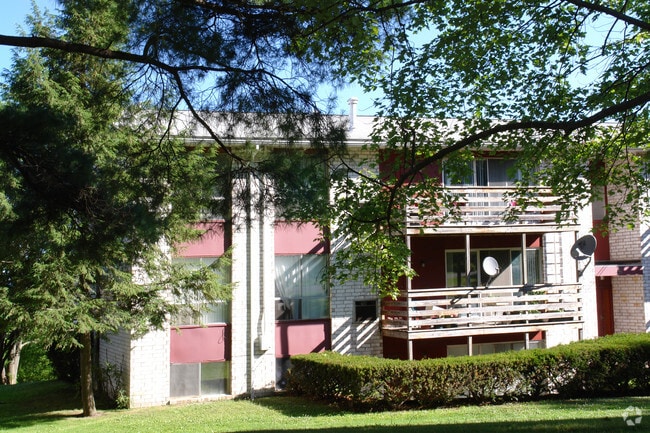 Riveria Ridge Apartments