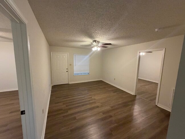 6377 Quin Dr Unit B