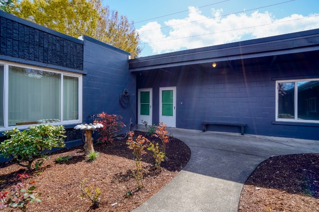 Photo - 177 SE 5th Ave Unidad A