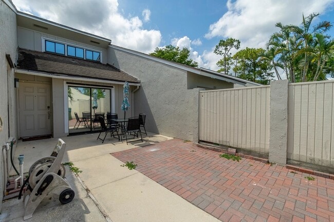 Photo - 12858 Spinnaker Ln