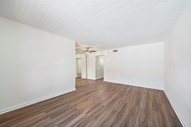 Photo - 711 Holiday Dr Apartamento Unidad 34