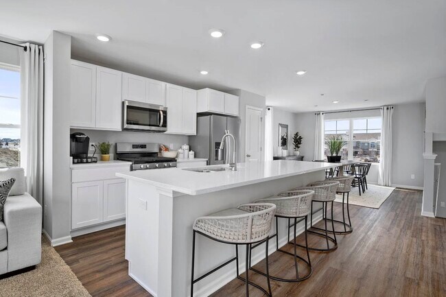 Photo - 8688 Larkspur Ln