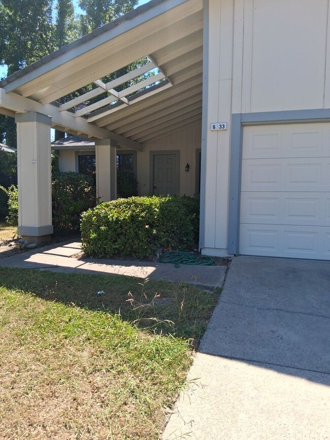 Photo - Newer Centrally Located Beauty!