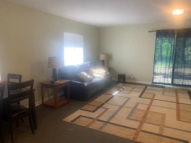 Photo - 1249 W Apache Ln