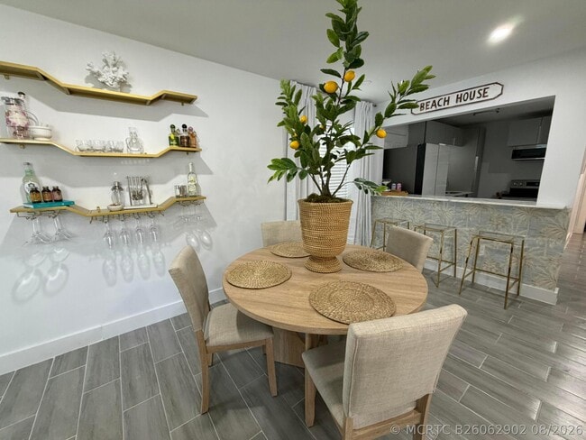 Photo - 829 Macy St
