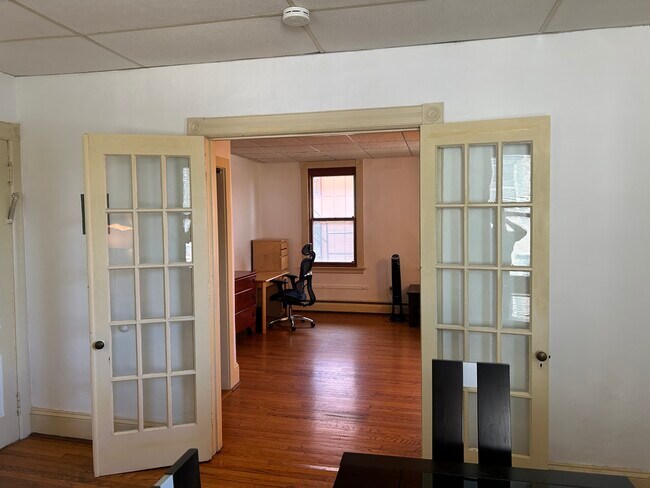 Photo - West Shore Apts – Furnished & All-Inclusive