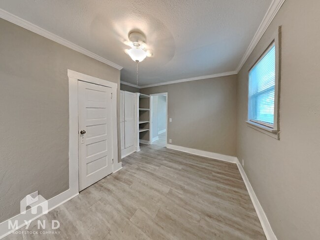 Photo - 210 Pine St Unidad 210