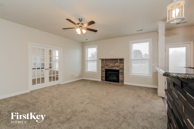 Photo - 162 Wellshire St