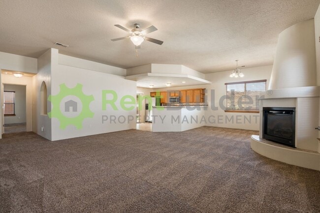 Photo - Model Perfect Living in Beautiful Loma Pinon