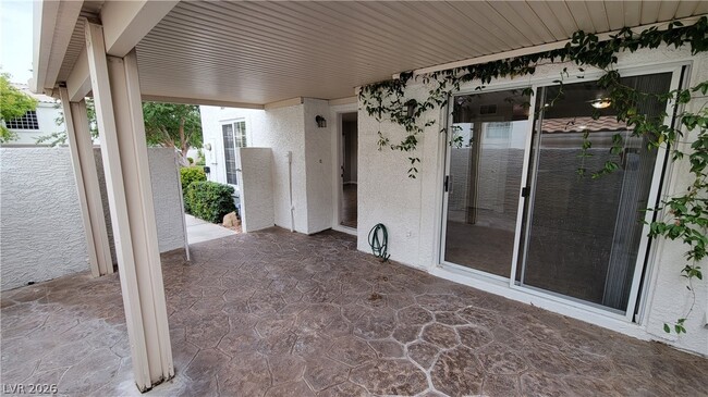 Photo - 453 Temple Canyon Pl