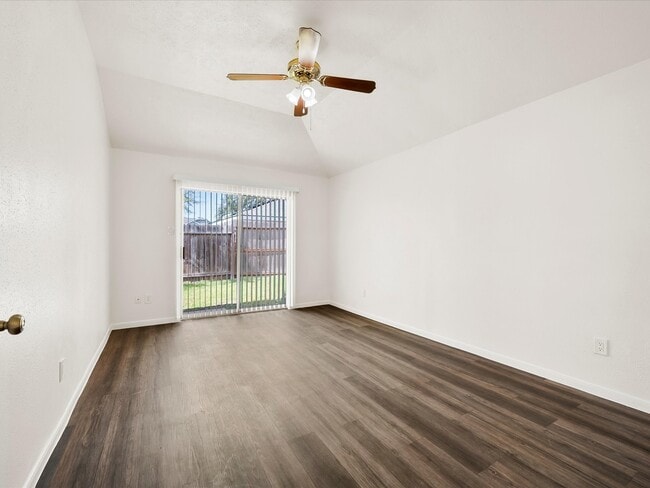 Photo - 10506 Twilight Moon Dr