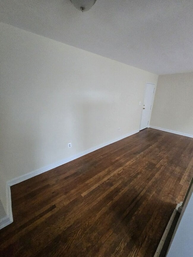 Photo - 136 Kenilworth Avenue Northeast Unit 2C