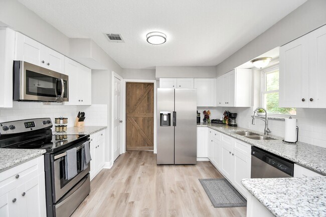 Photo - 21722 Forest Glade Dr