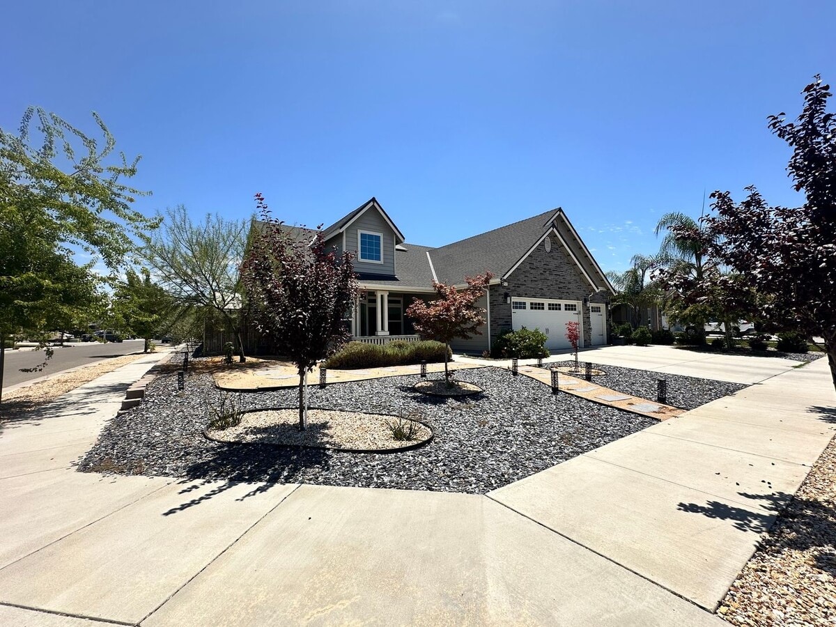 Photo - 2548 N Kayenta St