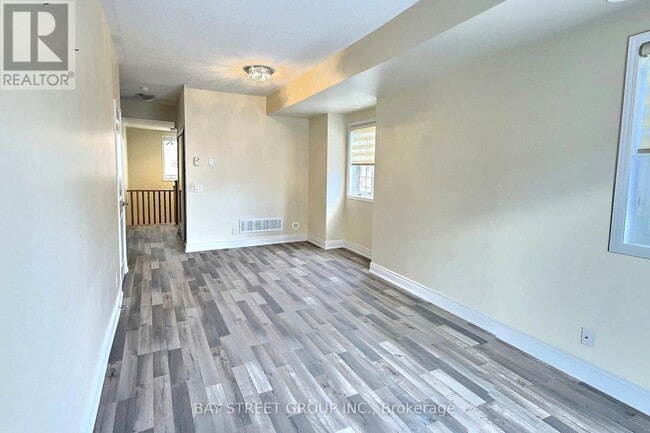 Photo - 23 Ormerod Ln