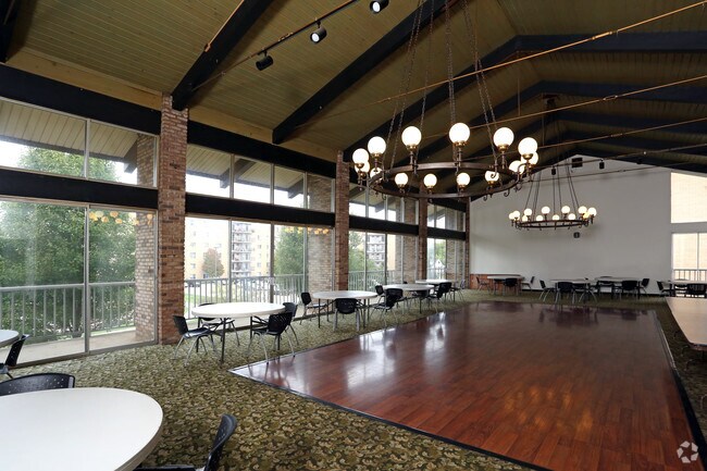 Rentable Ballroom for Events - Indian Hills Senior Community