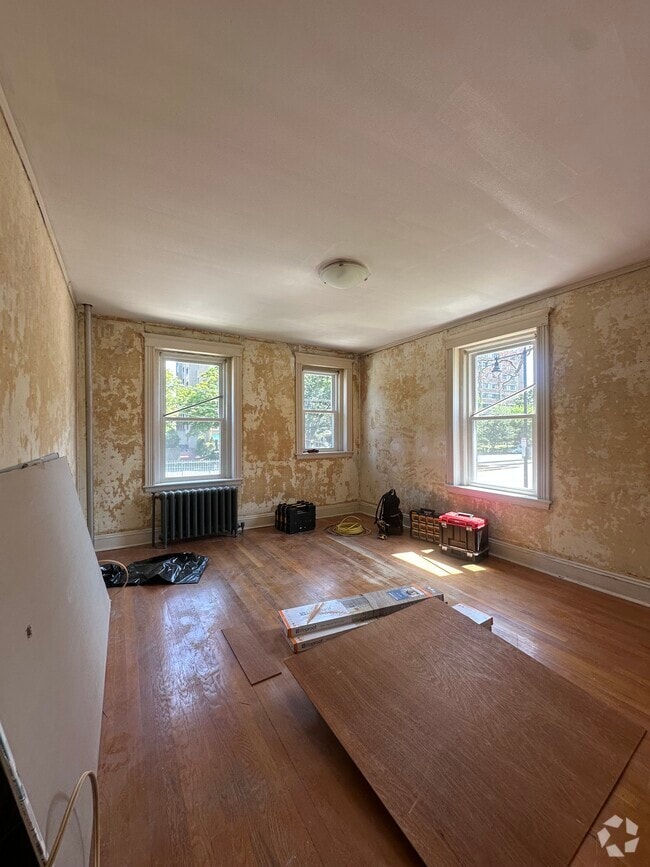 Building Photo - 1933 Commonwealth Ave Unit 17 Rental