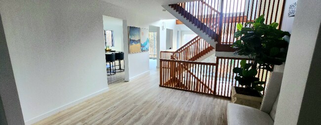 Photo - 41 Breeds Hill Pl