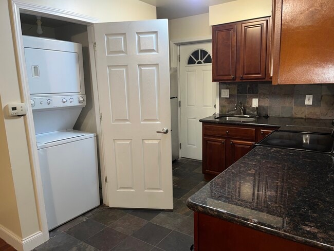 Photo - 1800 S 8th St Unidad 2