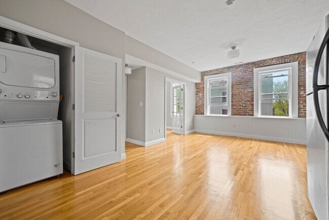 Photo - 172 Cottage St Unidad 5