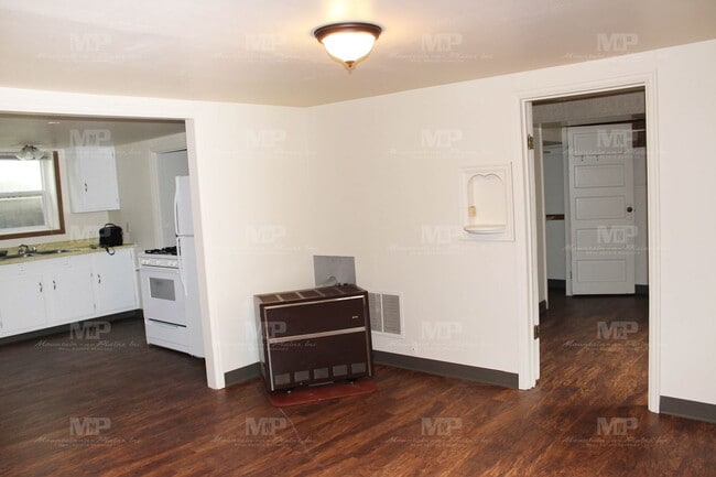 Photo - 712 W Myrtle St Unit 712.5 W. Mrytle St-M712.5