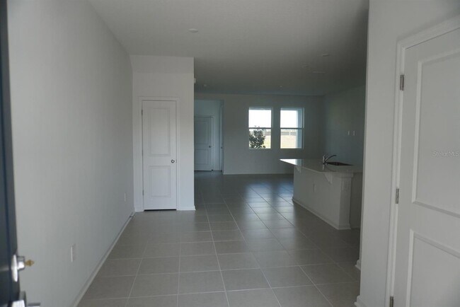 Photo - 2975 Maloof Dr