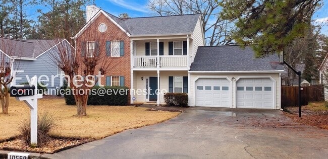 Building Photo - 3 bed/2.5 bath Spacious Home with Fenced Yard and Attached Garage! Coming Soon