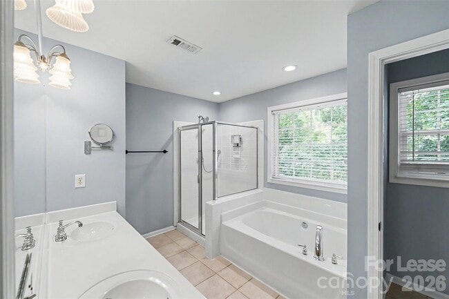 Photo - 16922 Laureate Rd