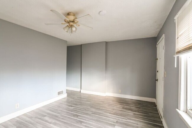 Photo - 2654 Avalon Pl