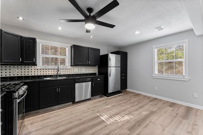 Photo - 2 Ground Brier Ct