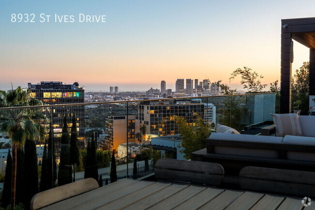 Building Photo - 8932 St Ives Dr Rental