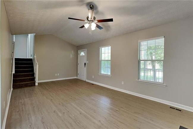 58 Glenbrook Ct