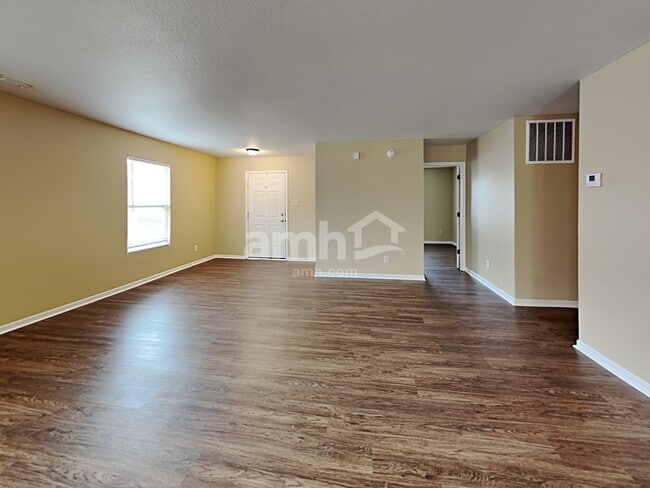 Photo - 2289 Seven Peaks Dr