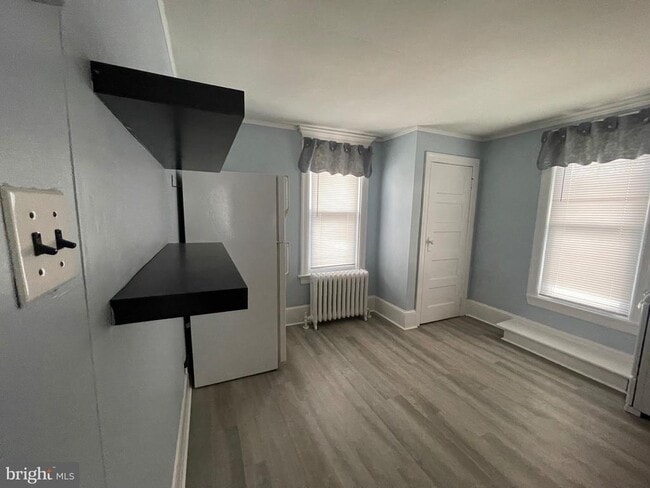 Building Photo - 6732 Maple Ave