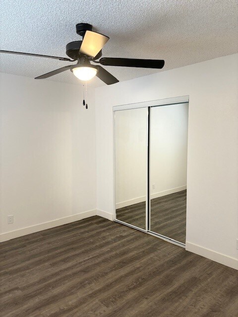 Hampton Pointe Apartments
