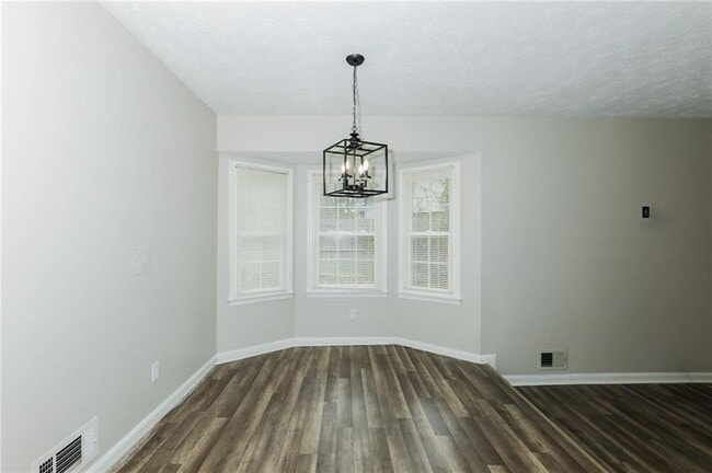 Photo - 3300 Fall Cir