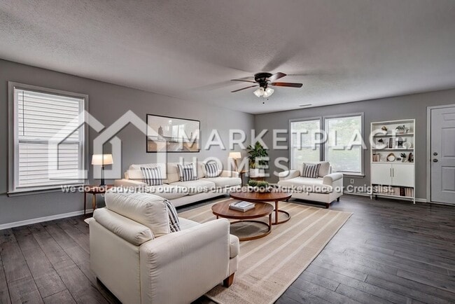 Photo - 2108 Bridlewood Dr
