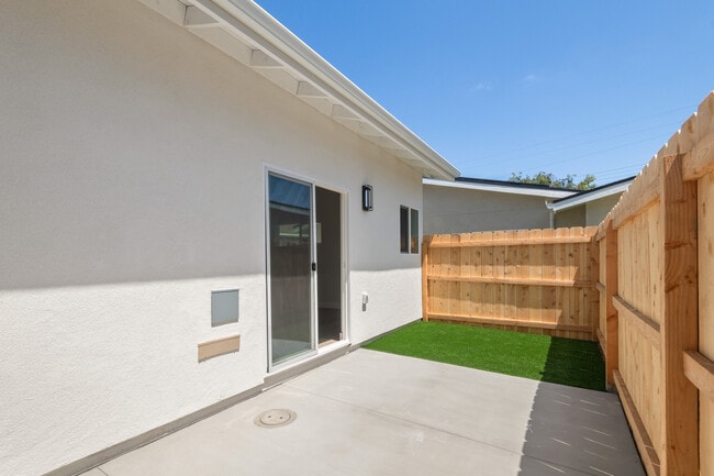 Photo - 9412 Pike Rd