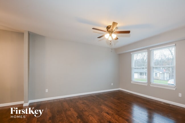 Photo - 22 Oak Forest Dr