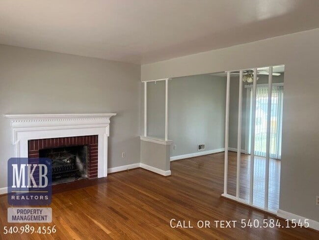 Photo - 1520 Longview Ave