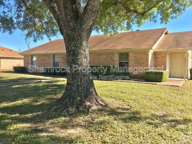 Building Photo - 201 Sam Dr Rental