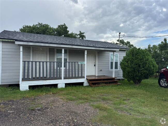 Building Photo - 11653 Wallisville Rd Rental