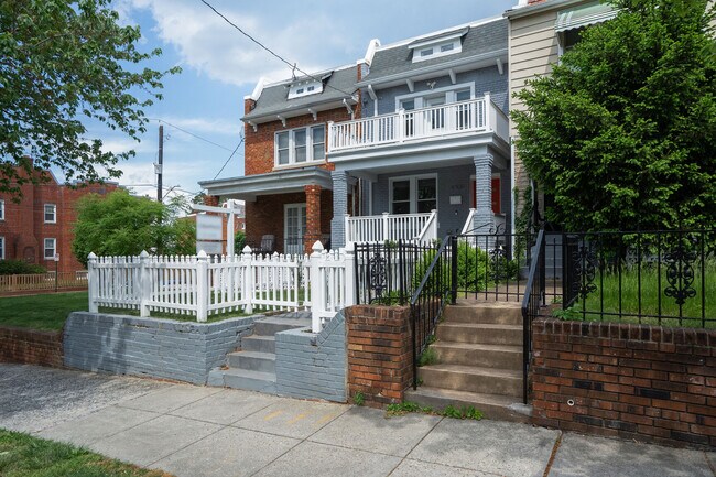Front of home - 4931 4th St NW House
