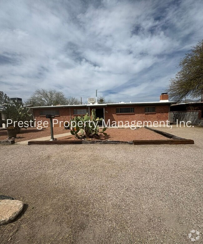 Building Photo - Stop Your Search! This 3/2+ Bonus Room is ... Rental
